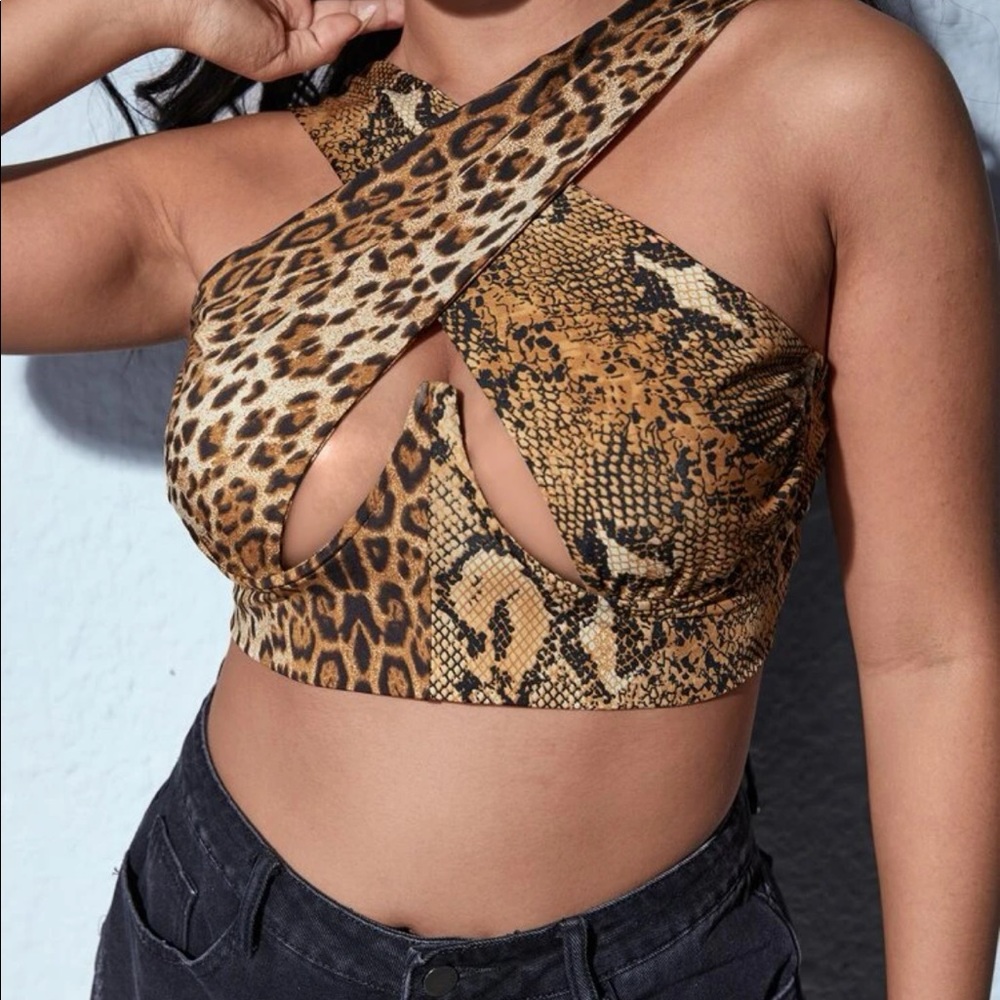 COPY - Wrap front crop top